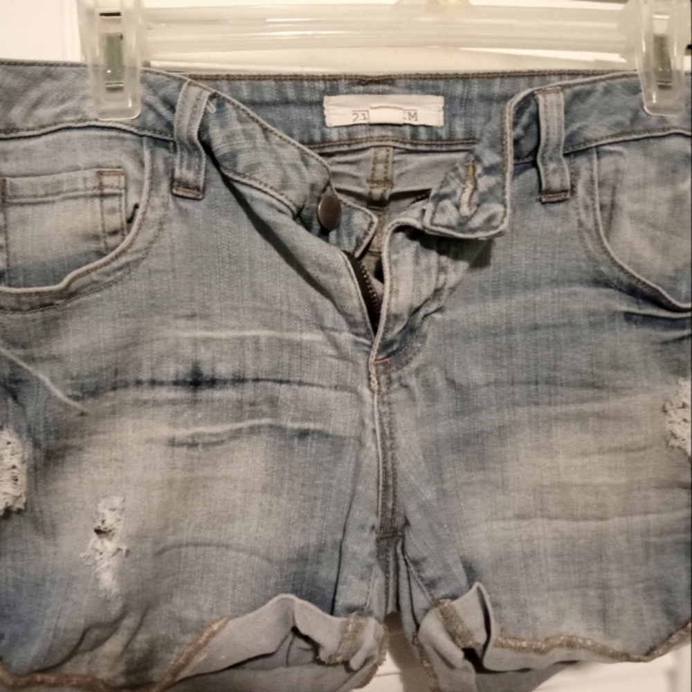Forever 21 denim shorts size 30